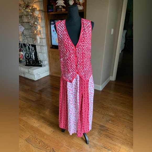 𝅺Shelly &‎ Arnold Vintage Vest and Skirt Set - Picture 2 of 11